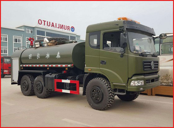 東風六驅沙漠越野灑水車圖片 東風六驅沙漠越野灑水車圖片