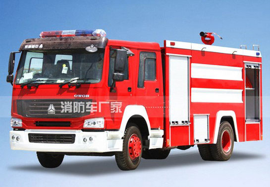 10噸重汽豪沃泡沫消防車價格3