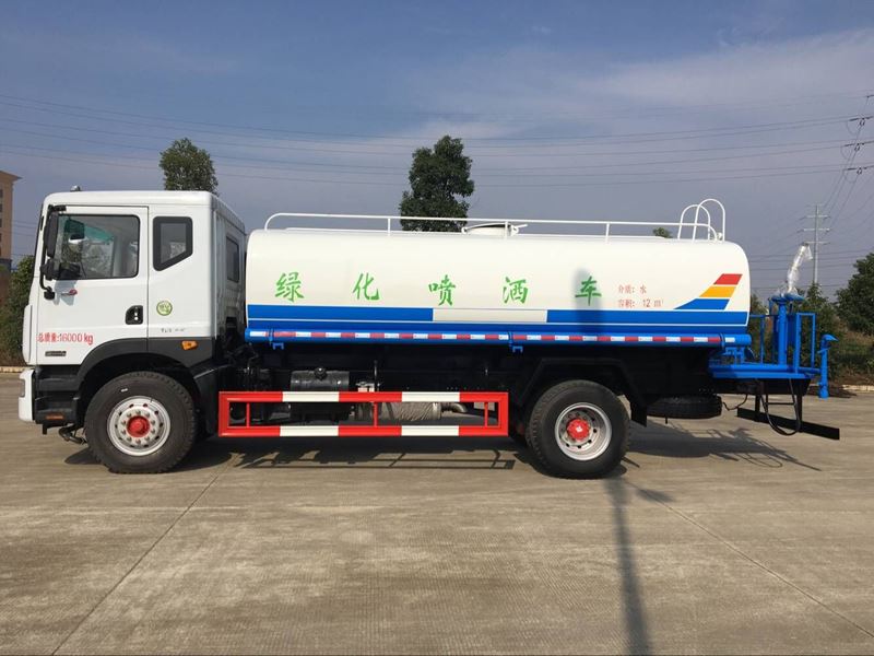 環(huán)衛(wèi)灑水車價格_15噸東風多利卡D9環(huán)衛(wèi)灑水車5