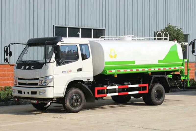 8方灑水車廠家_時風9方不上戶綠化灑水車廠家價格3