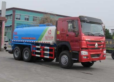 重汽豪沃18方綠化灑水車廠家價格4