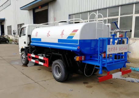躍進5噸綠化灑水車廠家價格3