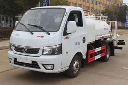 小型灑水車型號(hào)規(guī)格及功率_東風(fēng)途逸2噸小型灑水車2