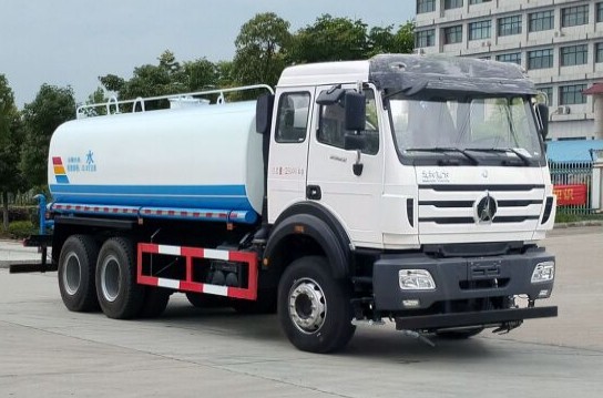15方灑水車包月多少錢_北奔18噸綠化灑水車廠家價格4