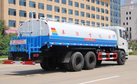 20方東風后雙橋灑水車(東風專用底盤D913駕駛室)高清圖片 20方東風后雙橋灑水車(東風專用底盤D913駕駛室)高清圖片