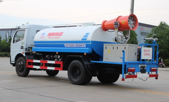 8方東風福瑞卡霧炮車(錫柴/云內發動機)高清圖片 8方東風福瑞卡霧炮車(錫柴/云內發動機)高清圖片