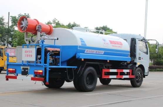 8方東風福瑞卡霧炮車(錫柴/云內發動機)高清圖片 8方東風福瑞卡霧炮車(錫柴/云內發動機)高清圖片