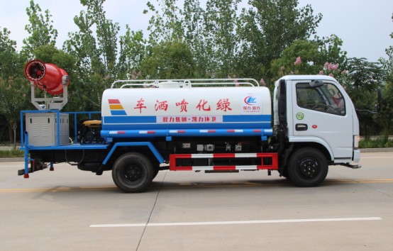 5方東風多利卡霧炮車(云內發動機)高清圖片 5方東風多利卡霧炮車(云內發動機)高清圖片