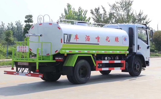 ����10���|�L���𿨞�ˮ܇����DƬ