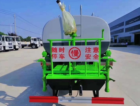 國六10噸東風多利卡灑水車圖片 國六10噸東風多利卡灑水車圖片