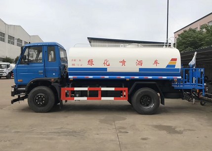 國五12方東風(fēng)145灑水車圖片 國五12方東風(fēng)145灑水車圖片