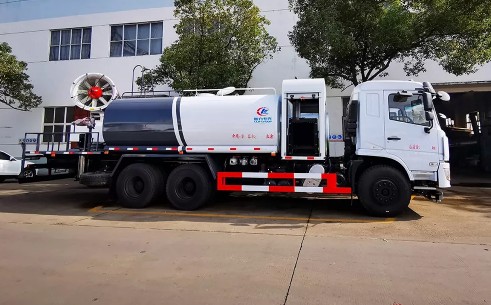 國(guó)六60-120米東風(fēng)專(zhuān)底后雙橋抑塵車(chē) 國(guó)六60-120米東風(fēng)專(zhuān)底后雙橋抑塵車(chē)