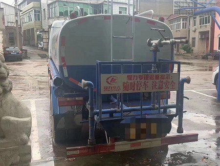 二手帶湖北戶東風(fēng)福瑞卡10噸灑水車4