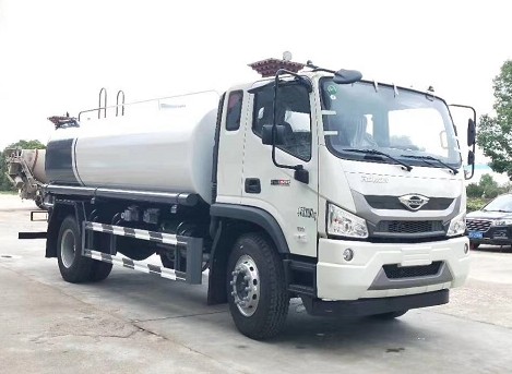 國(guó)六12方福田瑞沃ES3灑水車(chē)圖片 國(guó)六12方福田瑞沃ES3灑水車(chē)圖片