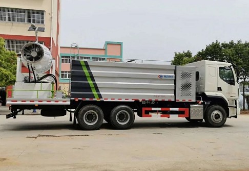 國六東風柳汽乘龍后雙橋抑塵車圖片 國六東風柳汽乘龍后雙橋抑塵車圖片