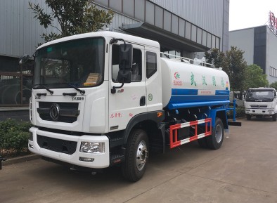 ������ˮ܇(ch��)�DƬ