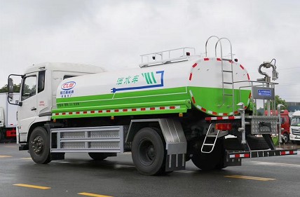 �|�L(f��ng)���\��늄�(d��ng)�߶˞�ˮ܇�DƬ