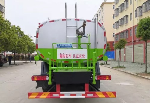 ��(gu��)��20�����ˮ܇(ch��)�DƬ