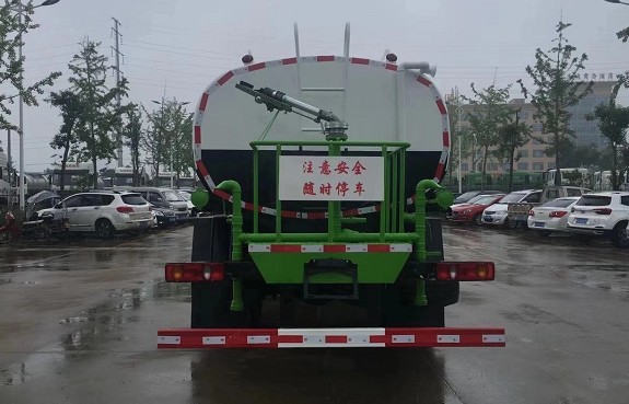 國(guó)六東風(fēng)天錦灑水車圖片 國(guó)六東風(fēng)天錦灑水車圖片