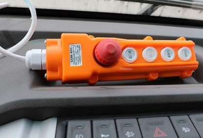 駕駛室加裝電控操作 駕駛室加裝電控操作