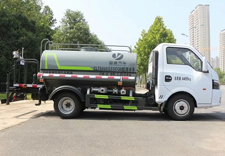 國六2.5方藍(lán)牌東風(fēng)途逸灑水車圖片 國六2.5方藍(lán)牌東風(fēng)途逸灑水車圖片