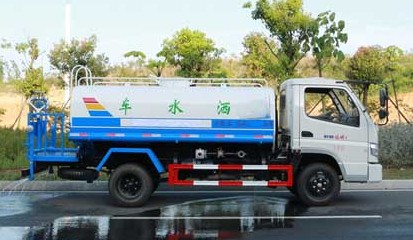 5方時風風順不上戶灑水車圖片 5方時風風順不上戶灑水車圖片