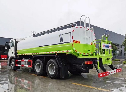 國六重汽豪沃TX后雙橋?yàn)⑺噲D片 國六重汽豪沃TX后雙橋?yàn)⑺噲D片