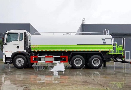 國六重汽豪沃TX后雙橋?yàn)⑺噲D片 國六重汽豪沃TX后雙橋?yàn)⑺噲D片