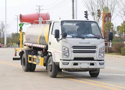 國六4.5方江鈴順達(dá)噴霧灑水車圖片 國六4.5方江鈴順達(dá)噴霧灑水車圖片