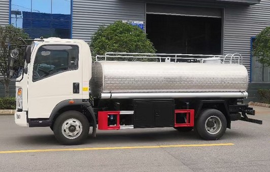 5方不銹鋼運水車圖片 5方不銹鋼運水車圖片