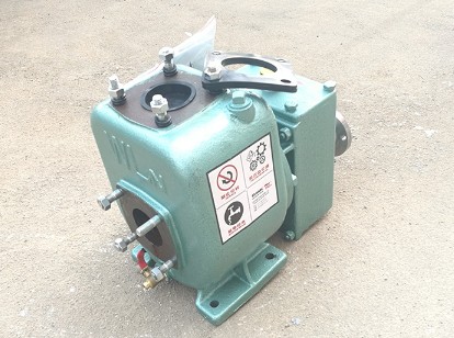 灑水車水泵圖片 灑水車水泵圖片