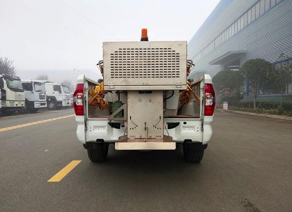 上汽大通皮卡鏟雪車 上汽大通皮卡鏟雪車