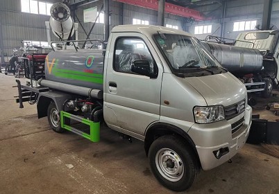 �|�L(f��ng)С������ˮ܇�DƬ