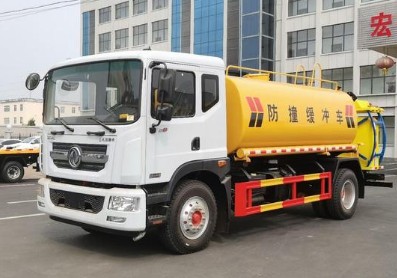 ����12���|�L(f��ng)������D9��ˮ܇����ײ���_܇