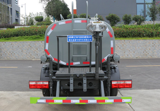 灑水車圖片 灑水車圖片