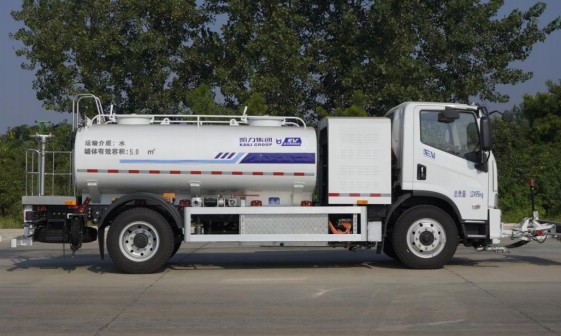 上汽躍進(jìn)新能源路面清洗車 上汽躍進(jìn)新能源路面清洗車