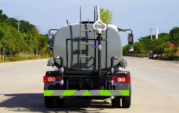 ����W⏽��\5����ˮ܇