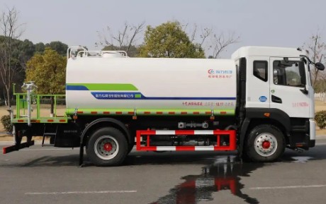 東風多利卡D9新款15方灑水車配置參數價格_程力灑水車廠家 東風多利卡D9新款15方灑水車配置參數價格_程力灑水車廠家