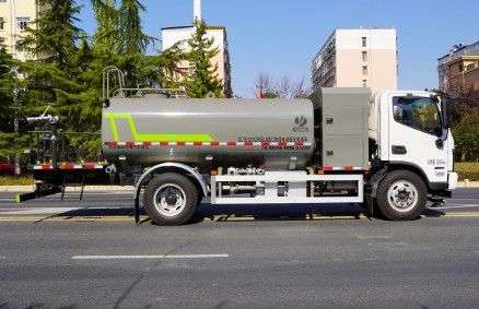 福田歐馬可智藍8方純電動灑水車 福田歐馬可智藍8方純電動灑水車