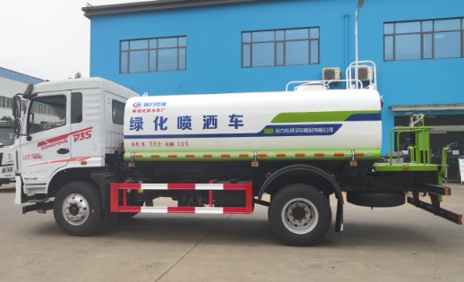 新款12方東風(fēng)專底D3S灑水車_程力威牌CLW5160GPSZD6型綠化噴灑車 新款12方東風(fēng)專底D3S灑水車_程力威牌CLW5160GPSZD6型綠化噴灑車