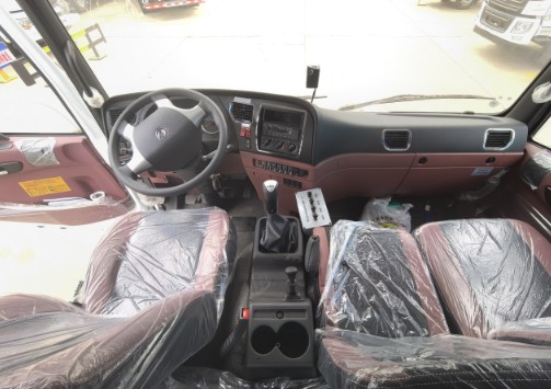 新款12方東風(fēng)專底D3S灑水車_程力威牌CLW5160GPSZD6型綠化噴灑車 新款12方東風(fēng)專底D3S灑水車_程力威牌CLW5160GPSZD6型綠化噴灑車